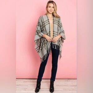 NWT! Pinklicious Women’s Grey and Olive Plaid Poncho with Fringe Edges. Size:OS